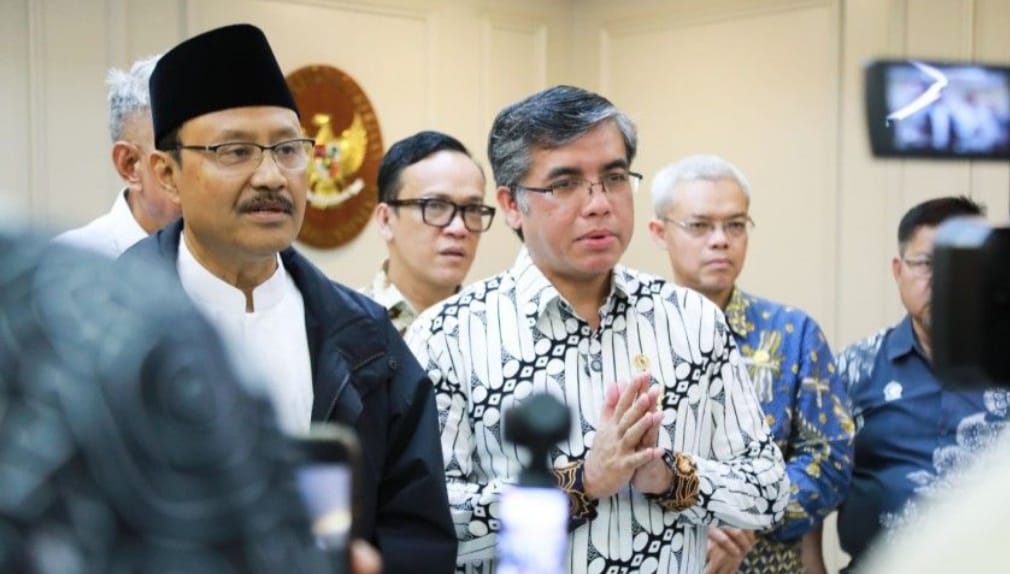 Menteri Sosial