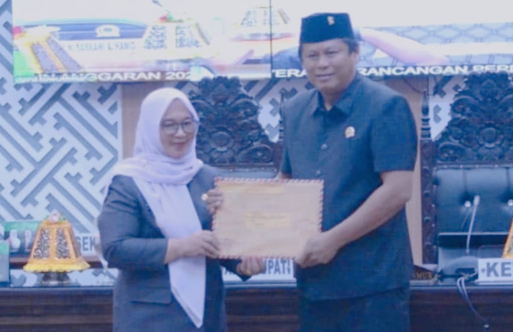 Dofoto_20250701_133537600 Ranperda Lutim